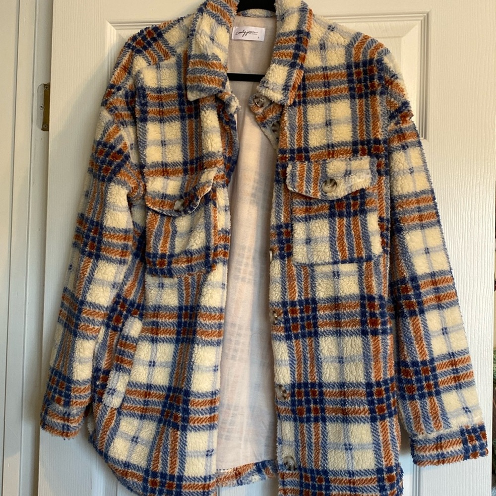 Carly Jean Beckham jacket sz large
